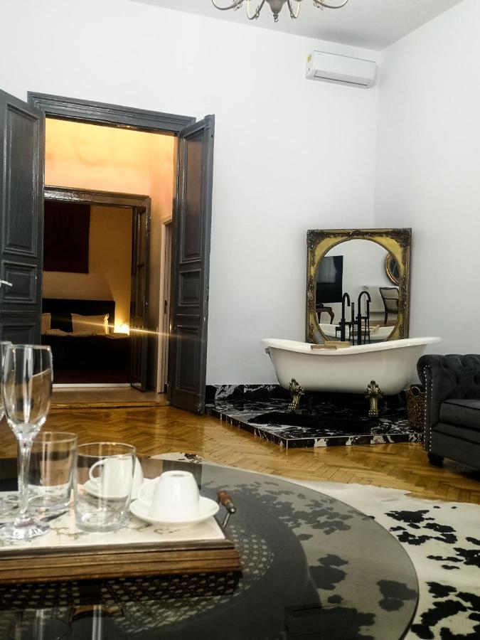 Mansion Josephina Daire Kaloşvar Dış mekan fotoğraf