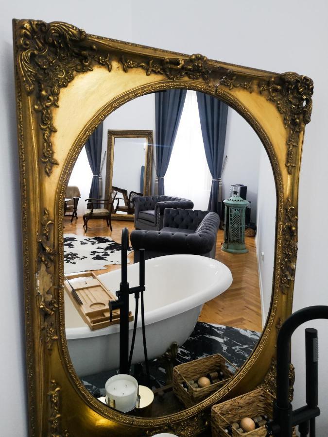 Mansion Josephina Daire Kaloşvar Dış mekan fotoğraf